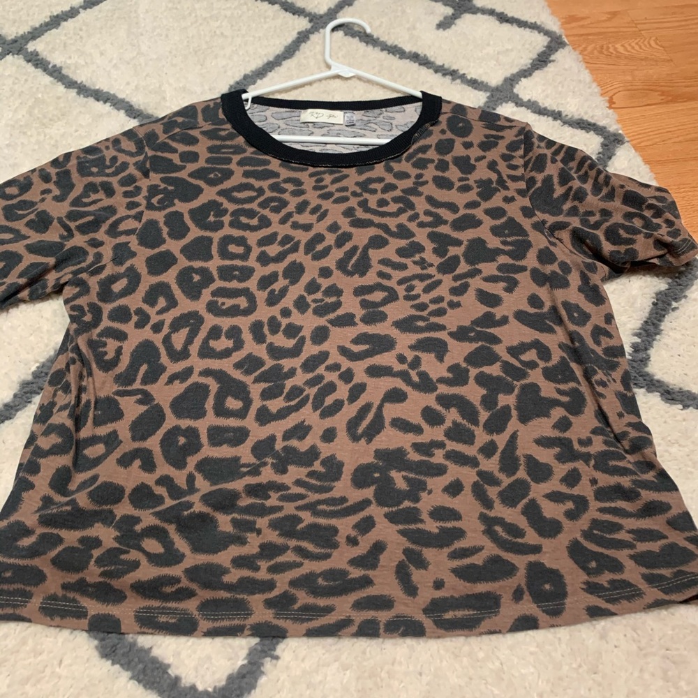 Lulus cheetah relaxed fit Tee